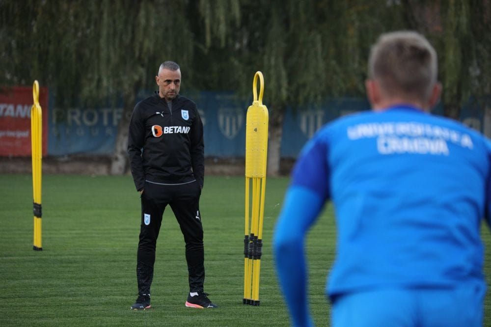 Ivaylo Petev, alegera lui Mihai Rotaru pentru banca Craiovei, pare un antrenor potrivit de această dată.