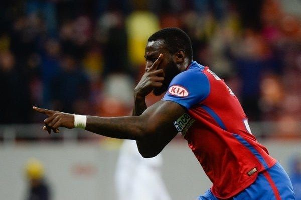 Eddy Gnahore marcând pentru FCSB