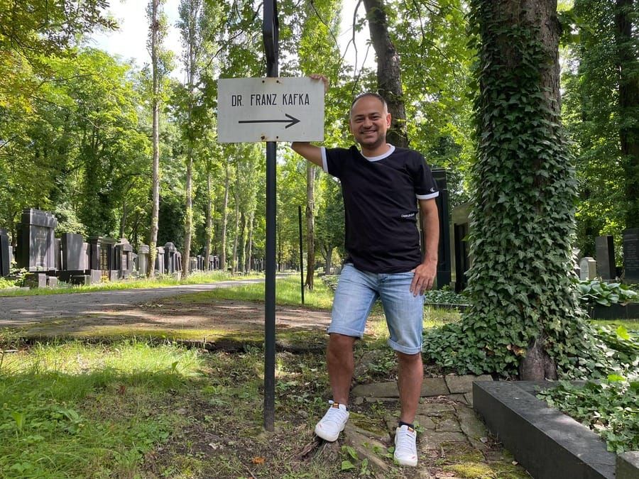 Narcis Drejan într-o vacanță de culturalizare a publicului său